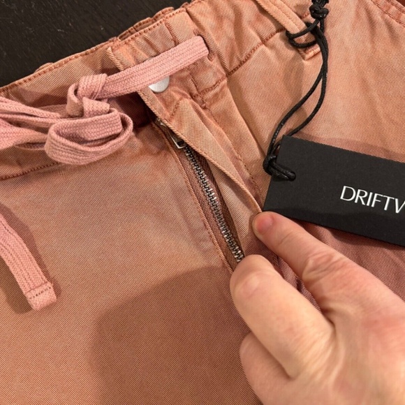 Driftwood Elastic Waist Tapered Ankle Embroidered Pants Clay Size S - NWT - Picture 3 of 6